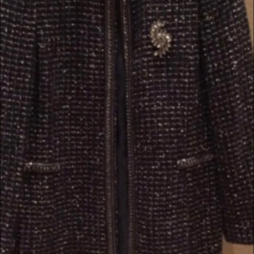 TAHARI ASL BLACK/GOLD BOUCLE TOPPER JACKET